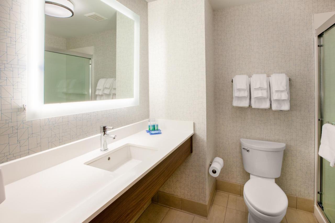 Holiday Inn Express & Suites - Brighton By Ihg Zewnętrze zdjęcie
