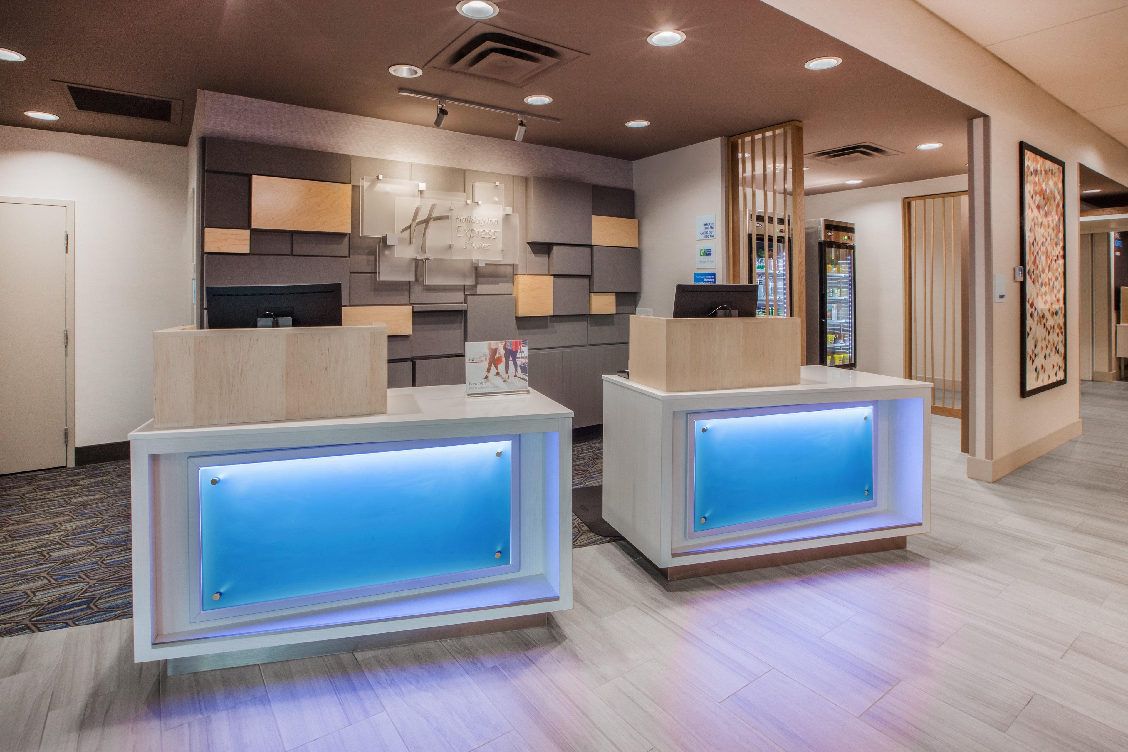 Holiday Inn Express & Suites - Brighton By Ihg Zewnętrze zdjęcie